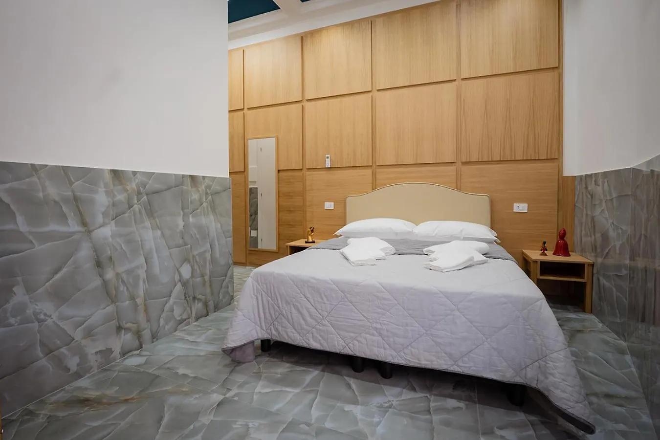 בית הארחה מלון נאפולי Medina Art & Lifestyle H., By Clapa Group Dislocated Hospitality איטליה