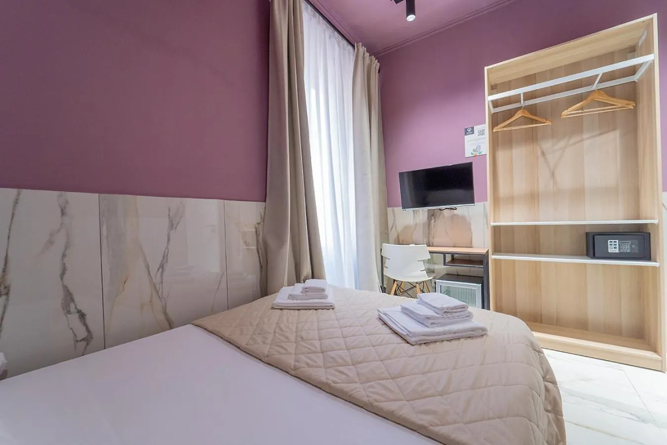 Guest house Medina Art & Lifestyle H., By Clapa Group Dislocated Hospitality Hotel Naples