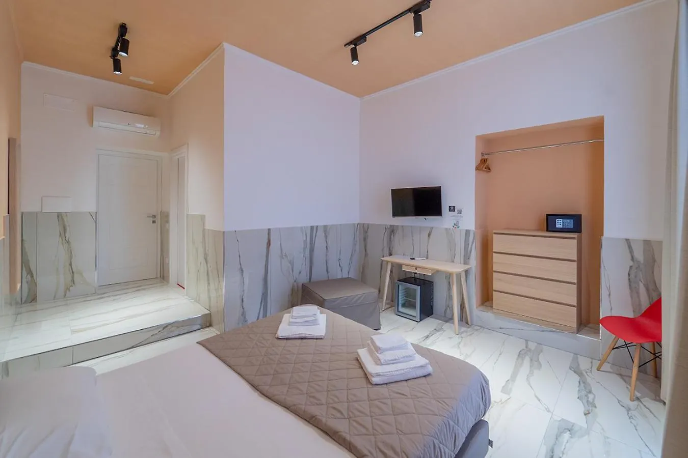 Guest house Medina Art & Lifestyle H., By Clapa Group Dislocated Hospitality Hotel Naples